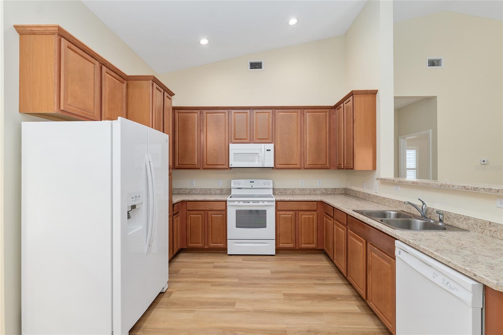 Image 2 of 52 For 2109 77th Avenue