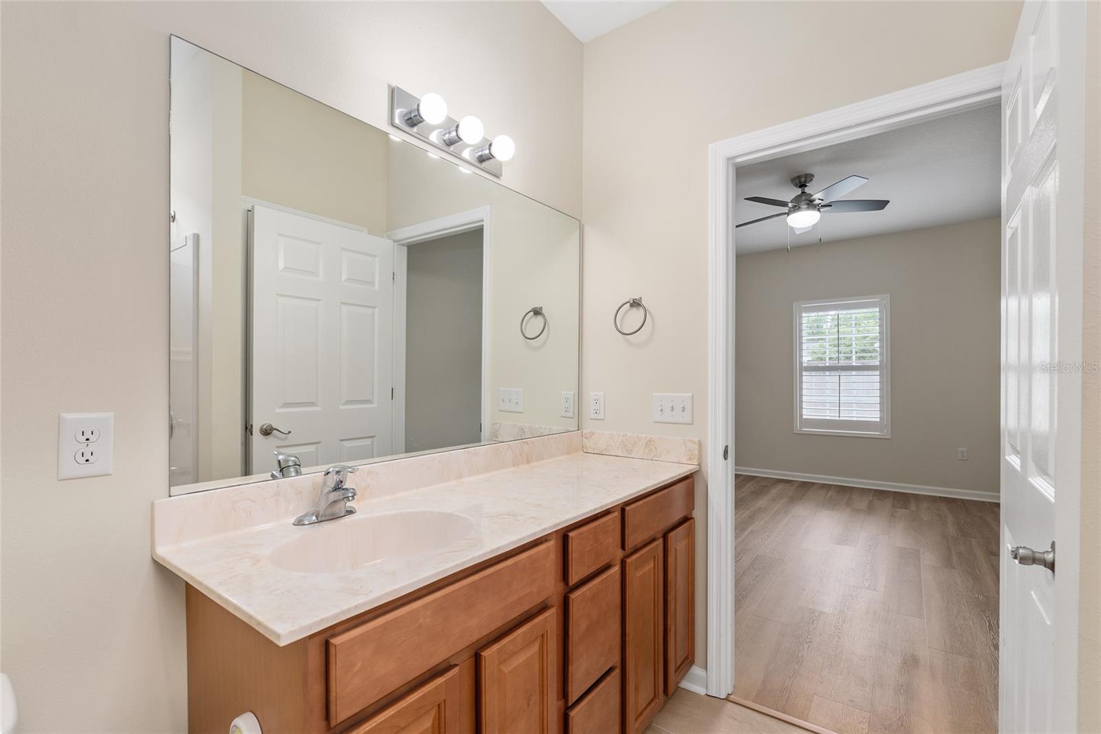 Image 24 of 52 For 2109 77th Avenue