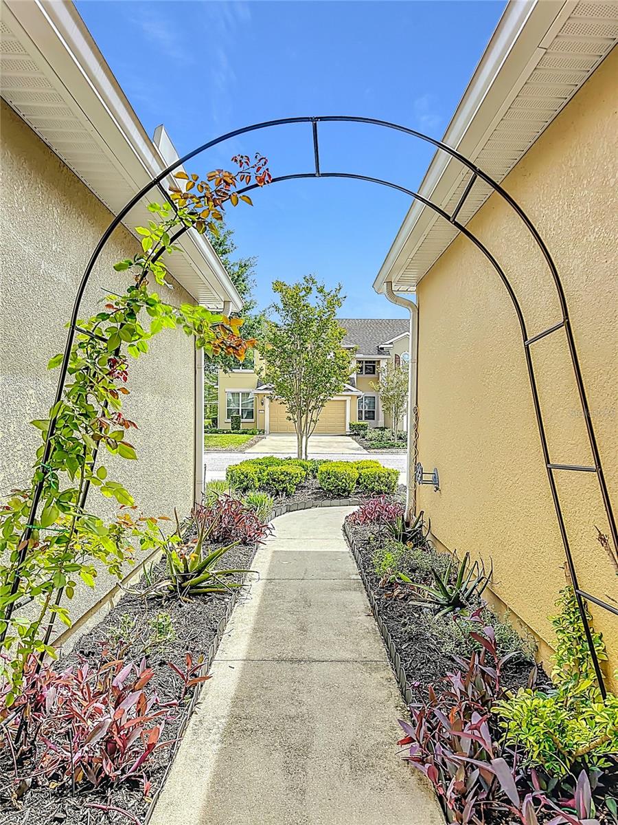 Image 5 of 71 For 14160 Mahogany Avenue