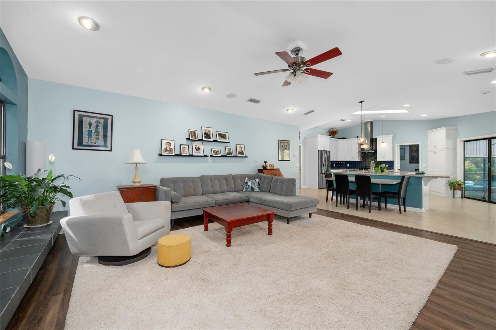 Image 16 of 73 For 9923 2nd Place