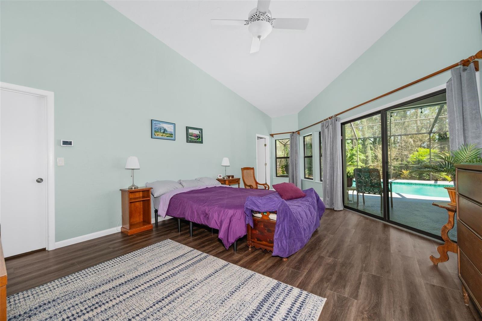 Image 25 of 73 For 9923 2nd Place