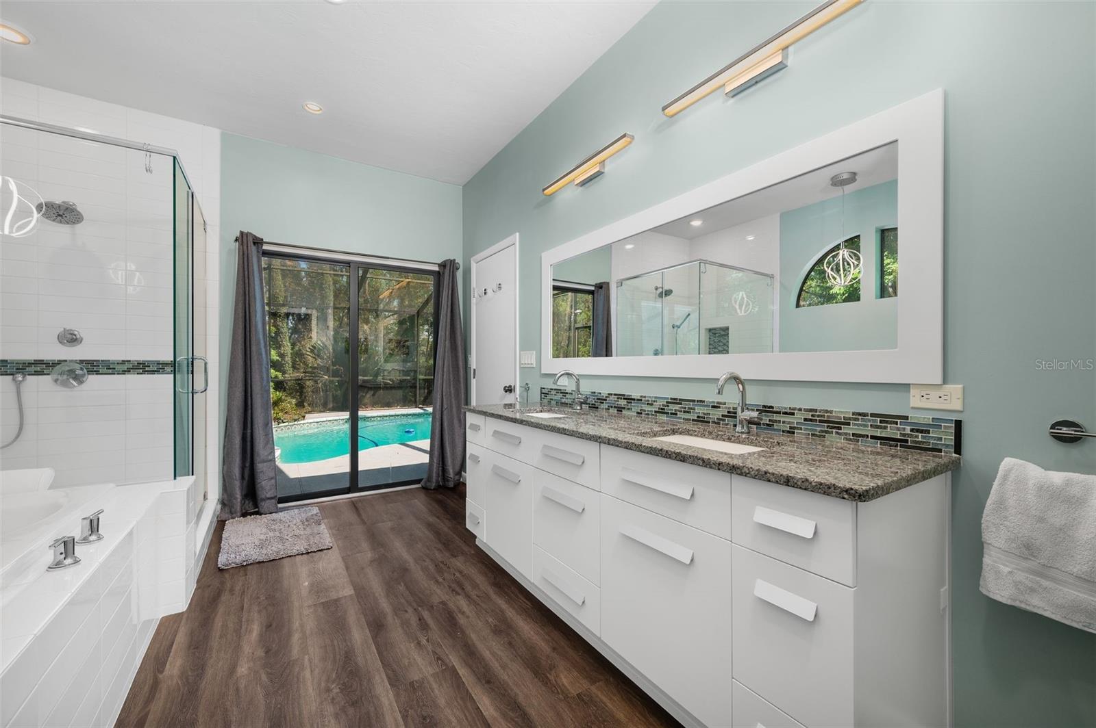 Image 29 of 73 For 9923 2nd Place