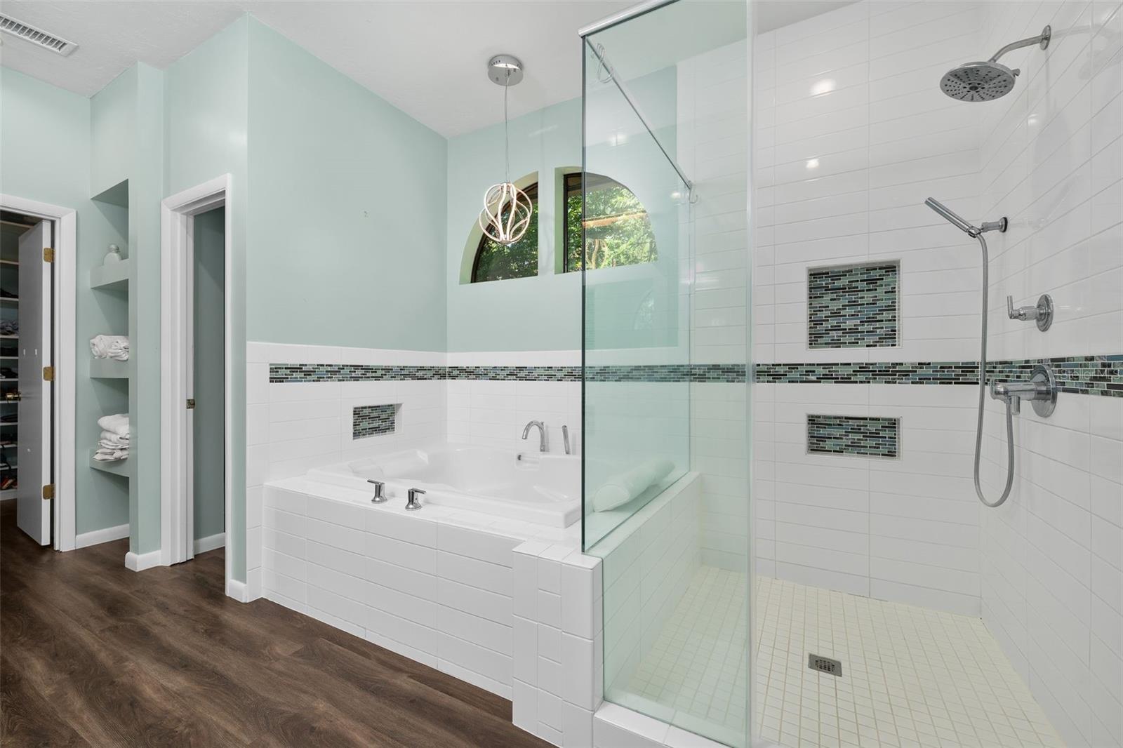 Image 30 of 73 For 9923 2nd Place