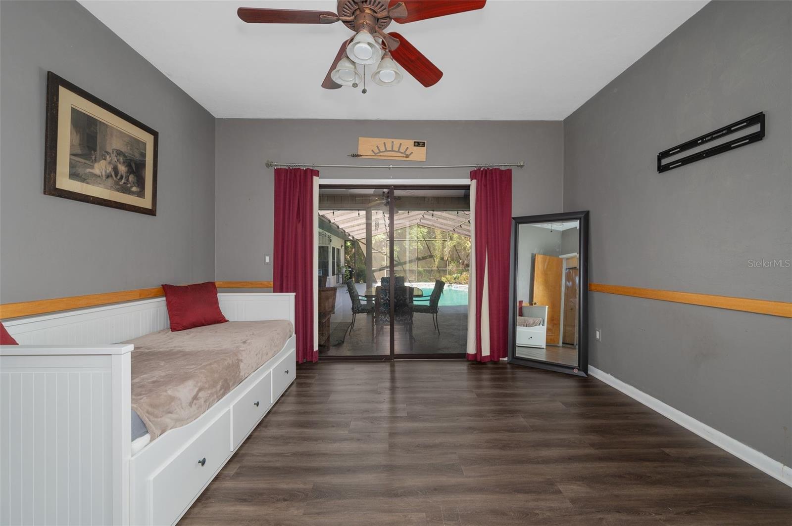 Image 39 of 73 For 9923 2nd Place