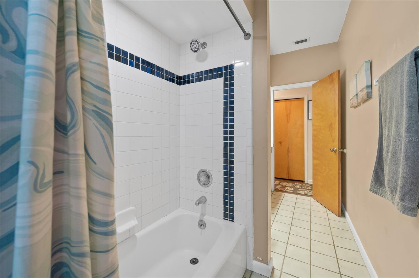 Image 43 of 73 For 9923 2nd Place