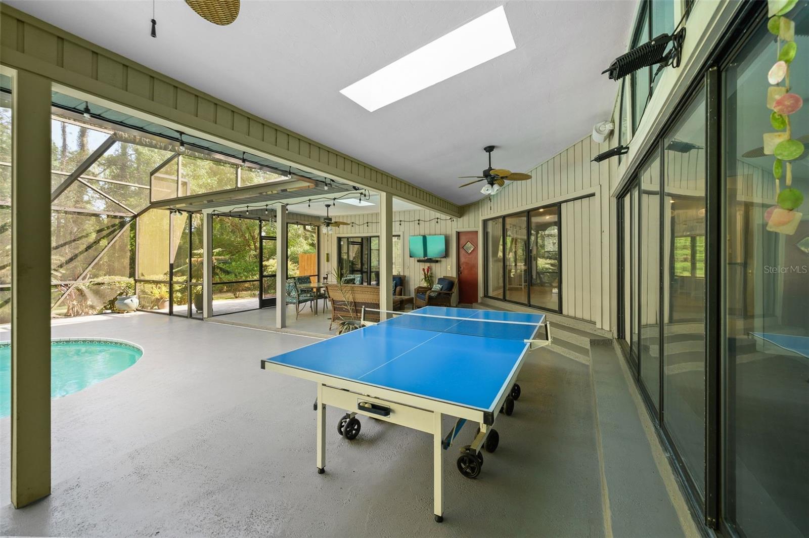 Image 54 of 73 For 9923 2nd Place