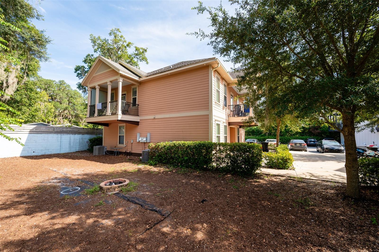 Image 16 of 19 For 717 10th Street 10