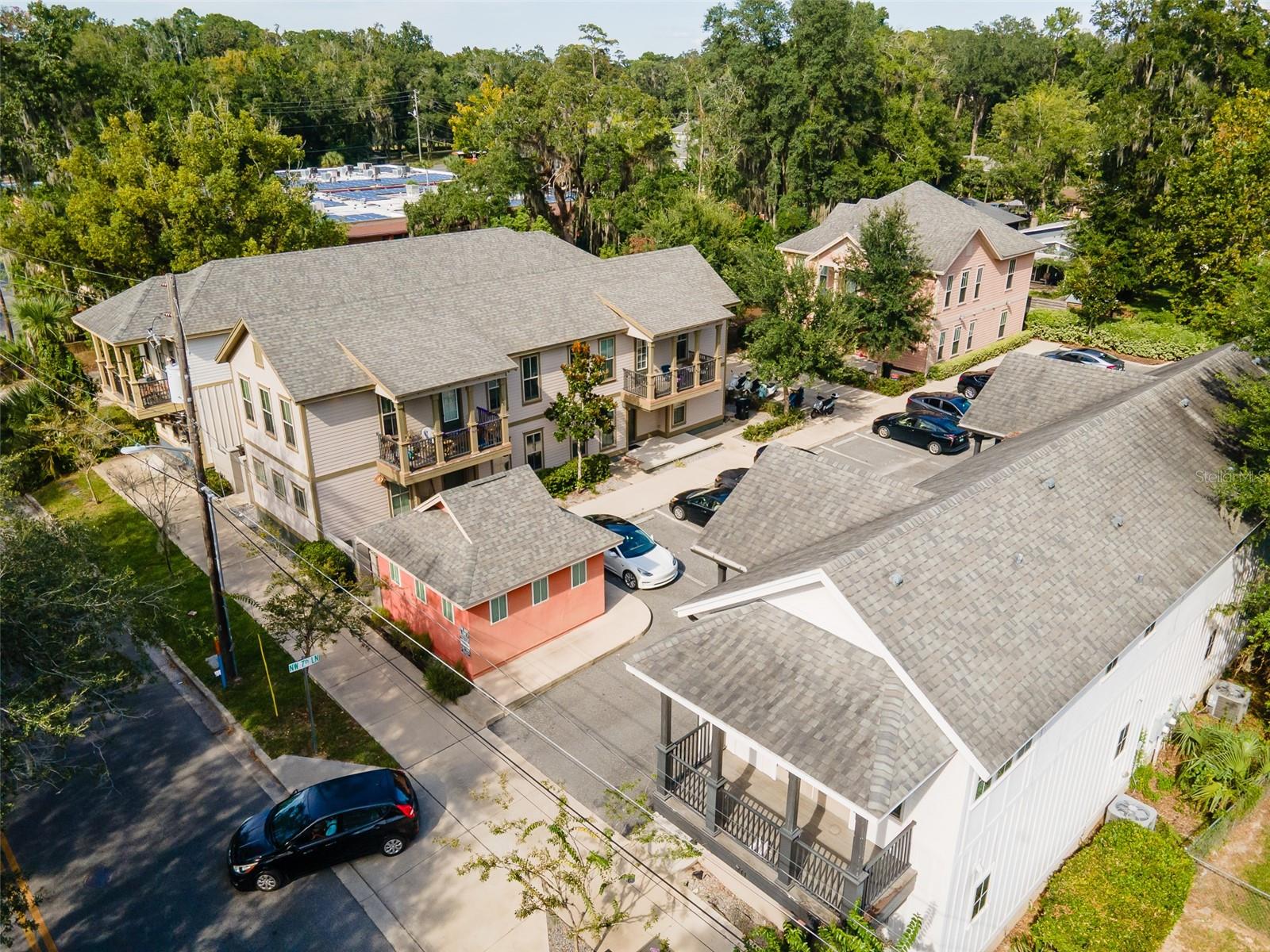 Image 17 of 19 For 717 10th Street 10