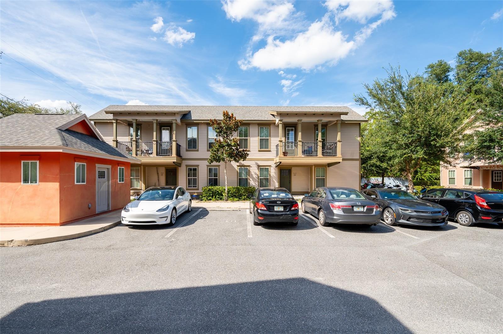 Image 2 of 19 For 717 10th Street 10