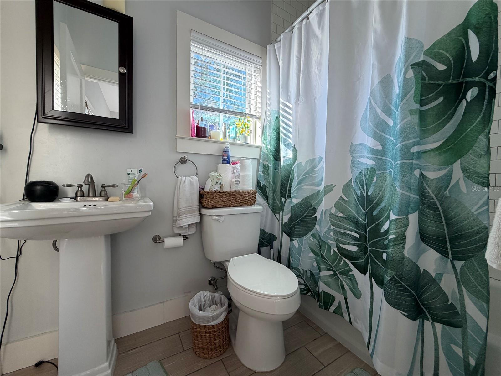 Image 6 of 19 For 717 10th Street 10