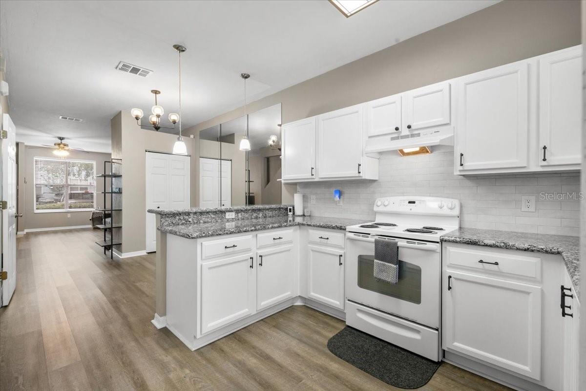 Image 14 of 24 For 3920 20th Avenue 1309