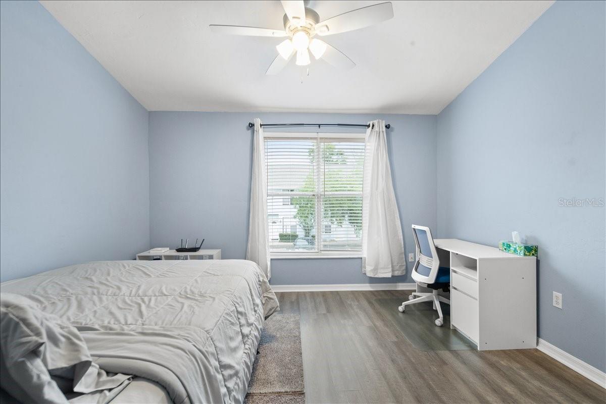 Image 17 of 24 For 3920 20th Avenue 1309