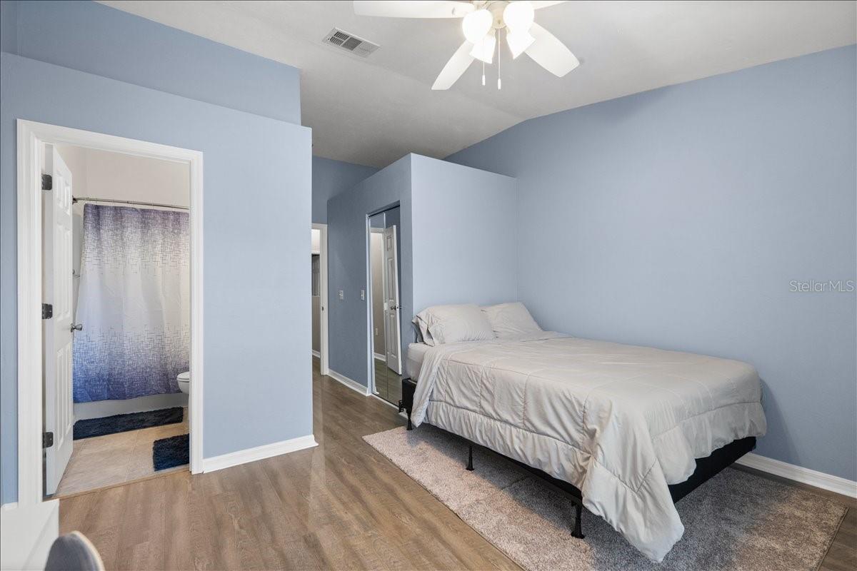 Image 18 of 24 For 3920 20th Avenue 1309