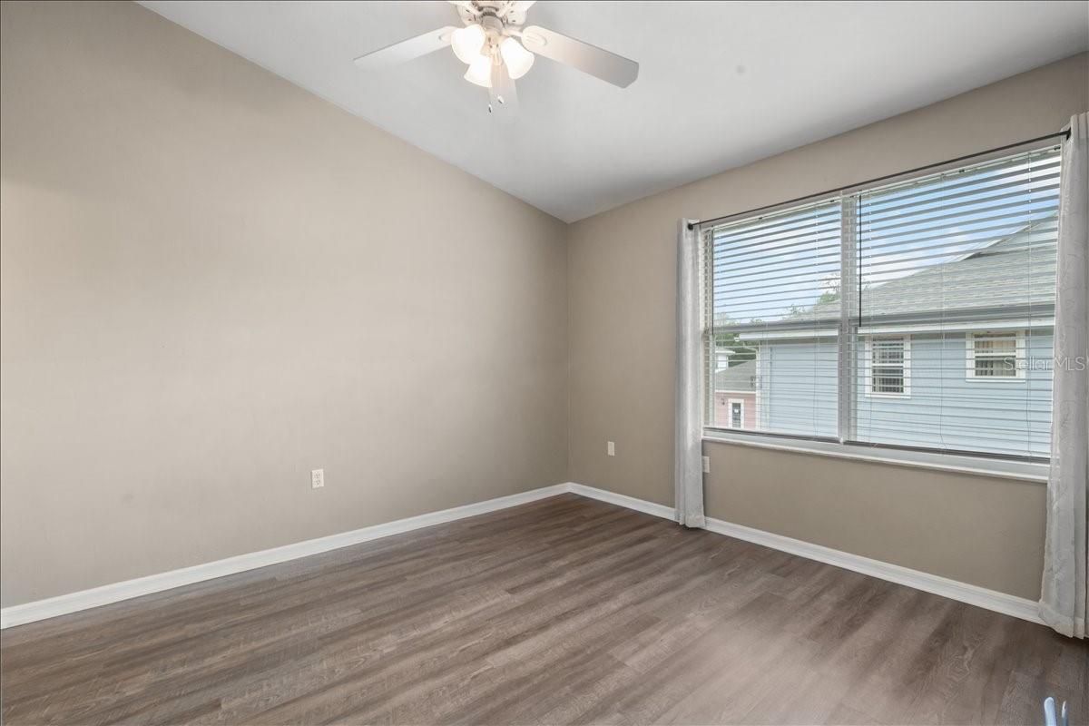 Image 20 of 24 For 3920 20th Avenue 1309