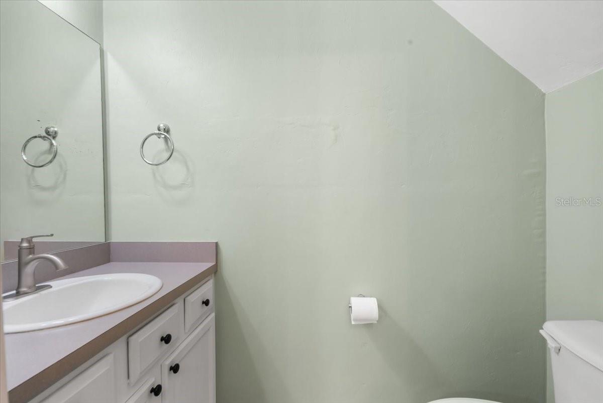 Image 8 of 24 For 3920 20th Avenue 1309