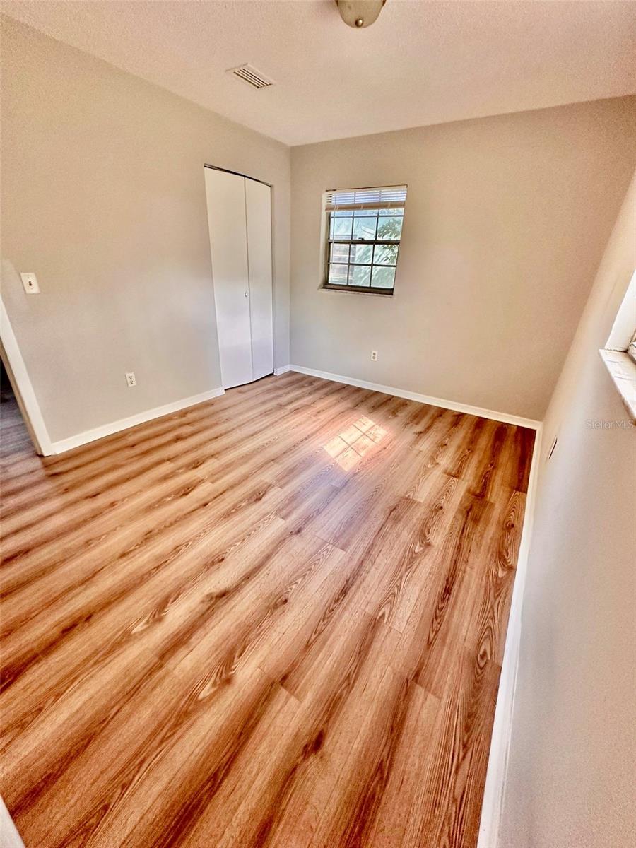 Image 11 of 35 For 1135 24th Terrace