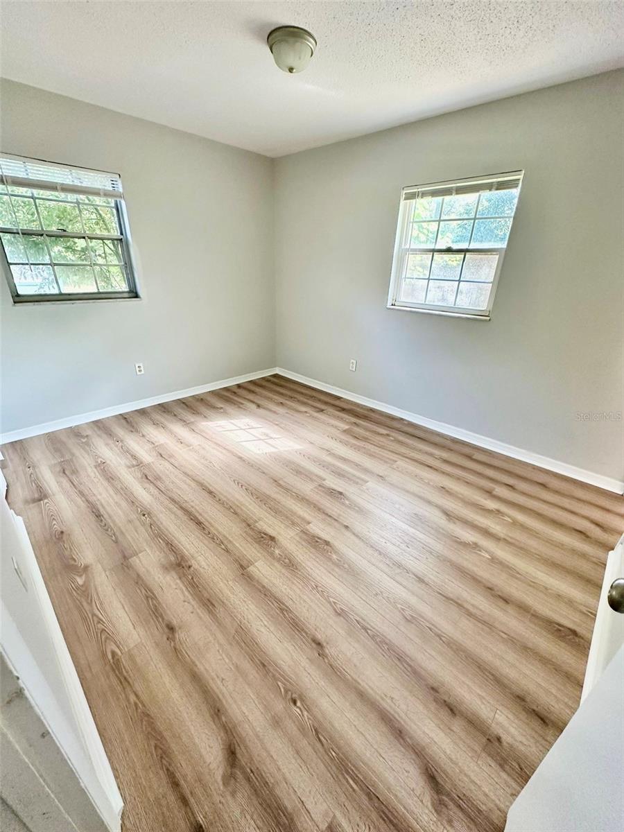 Image 13 of 35 For 1135 24th Terrace