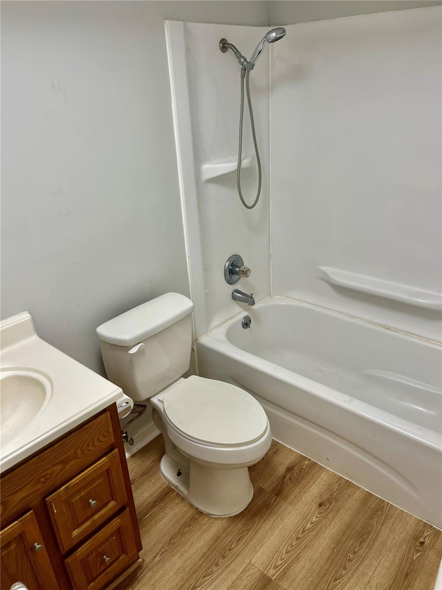 Image 15 of 35 For 1135 24th Terrace