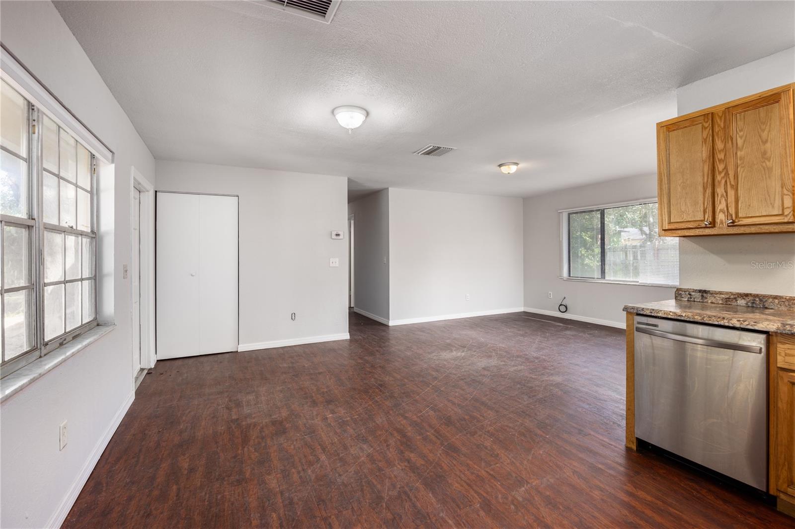 Image 23 of 35 For 1135 24th Terrace