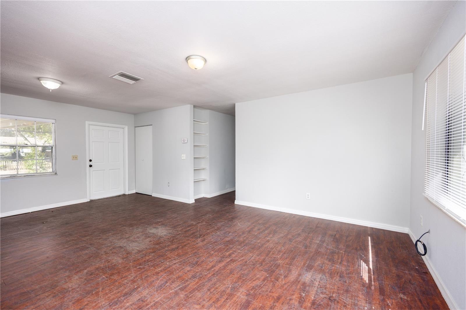 Image 26 of 35 For 1135 24th Terrace