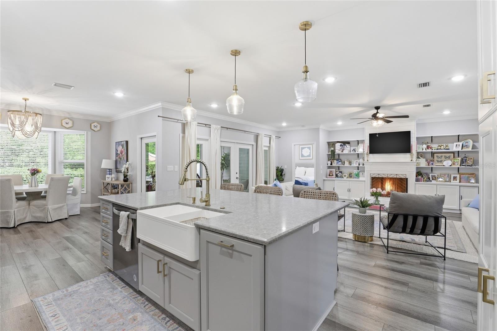 Image 12 of 37 For 11006 Palmetto Boulevard