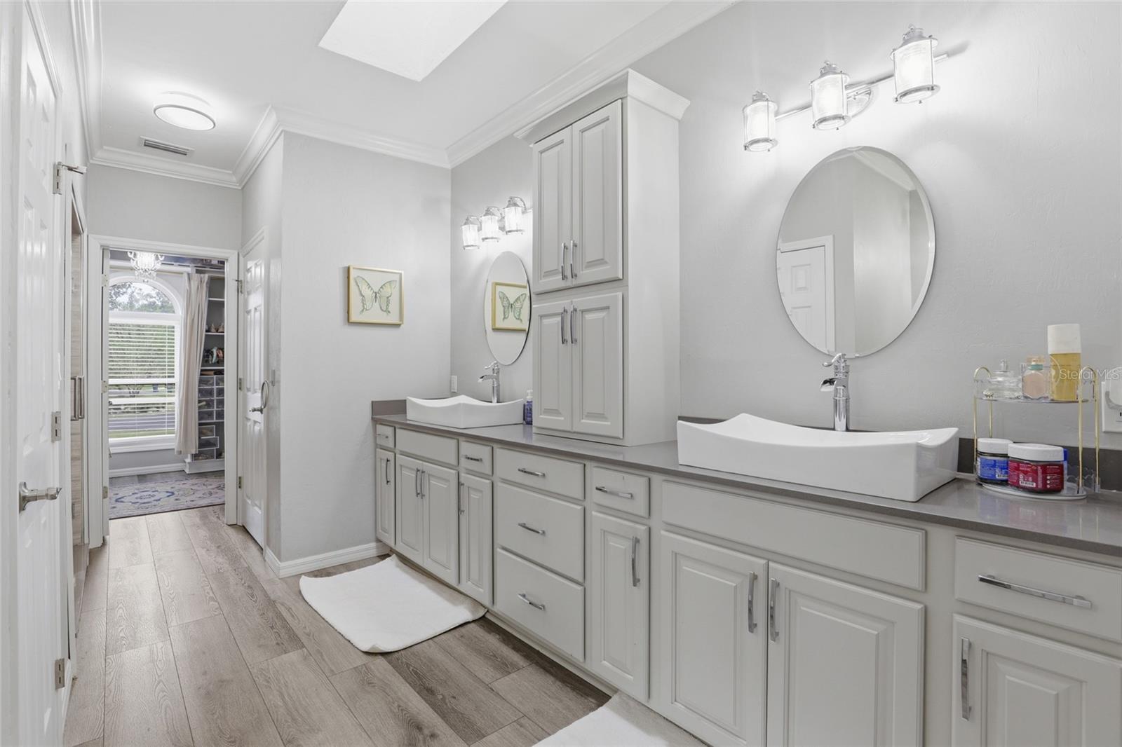 Image 19 of 37 For 11006 Palmetto Boulevard