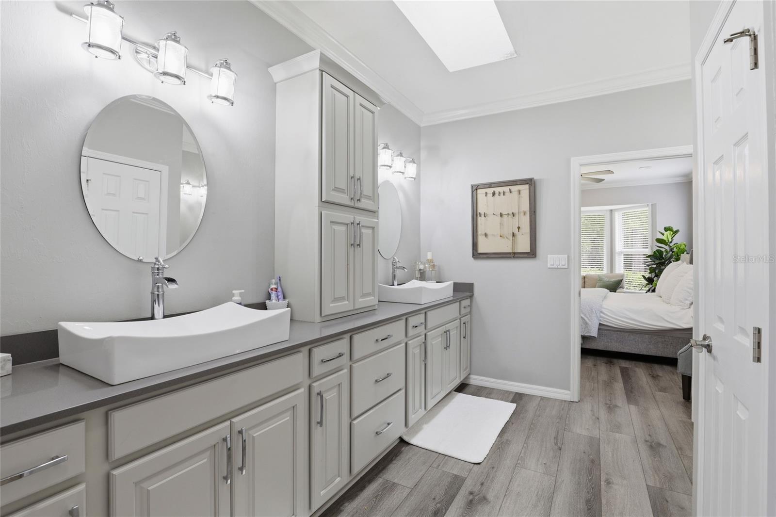 Image 20 of 37 For 11006 Palmetto Boulevard