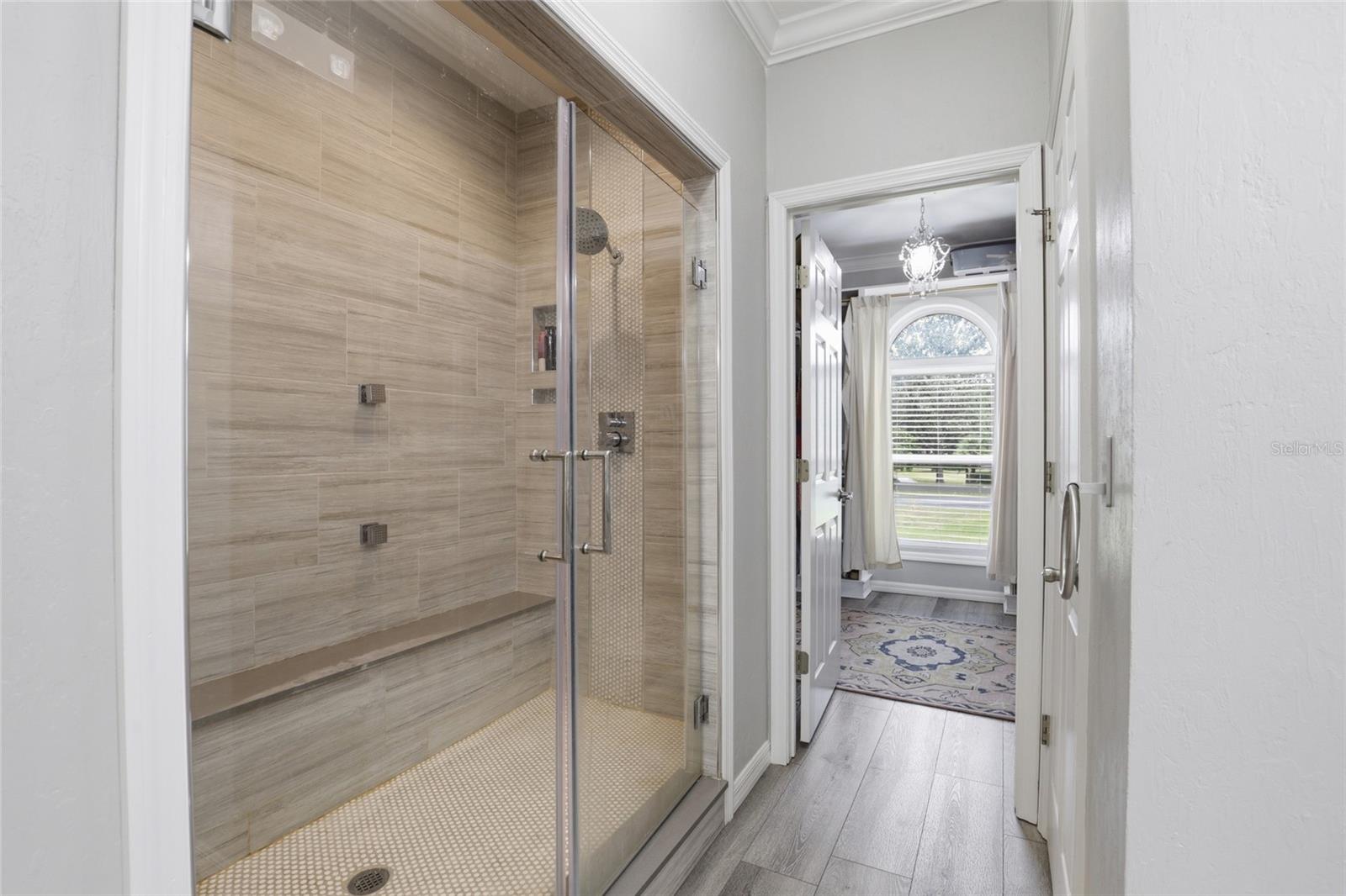 Image 21 of 37 For 11006 Palmetto Boulevard