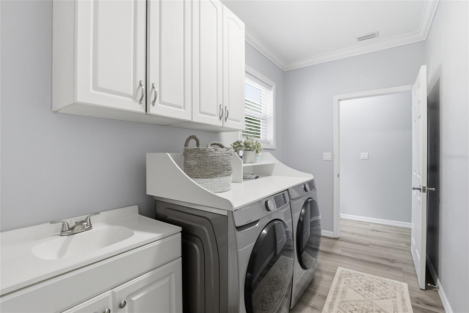 Image 30 of 37 For 11006 Palmetto Boulevard