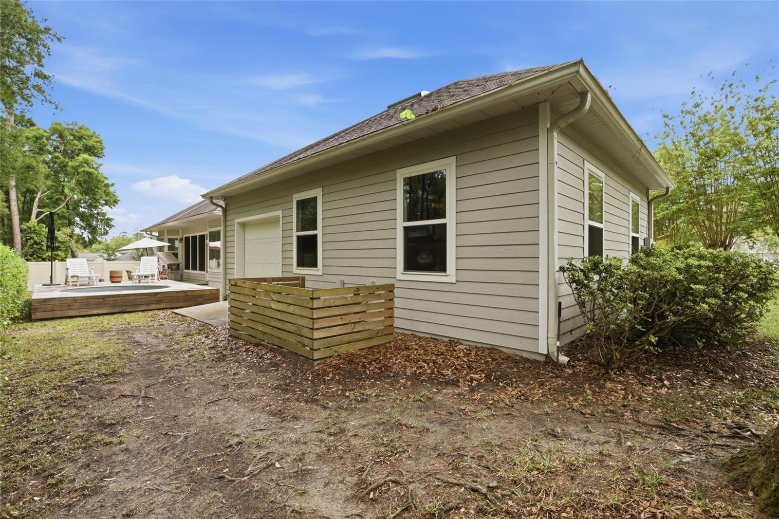 Image 34 of 37 For 11006 Palmetto Boulevard