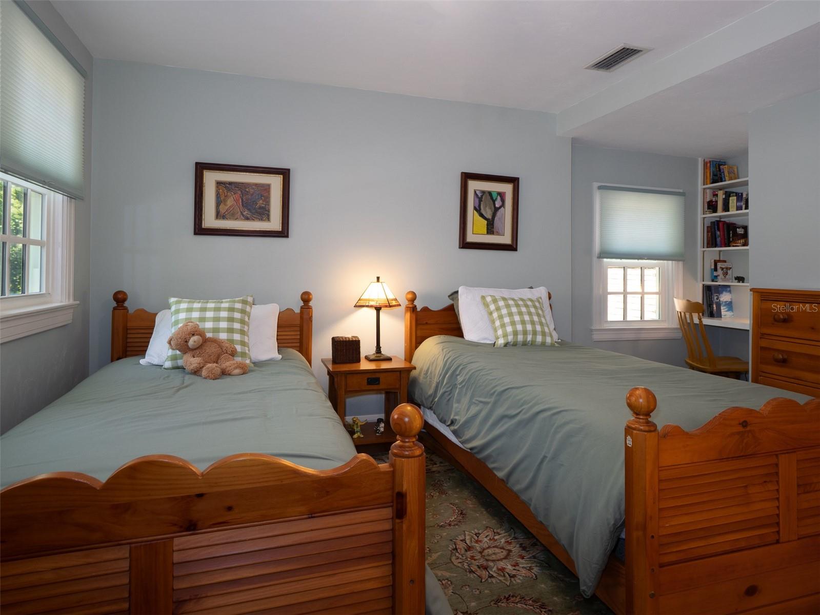 Image 23 of 35 For 2236 7th Lane