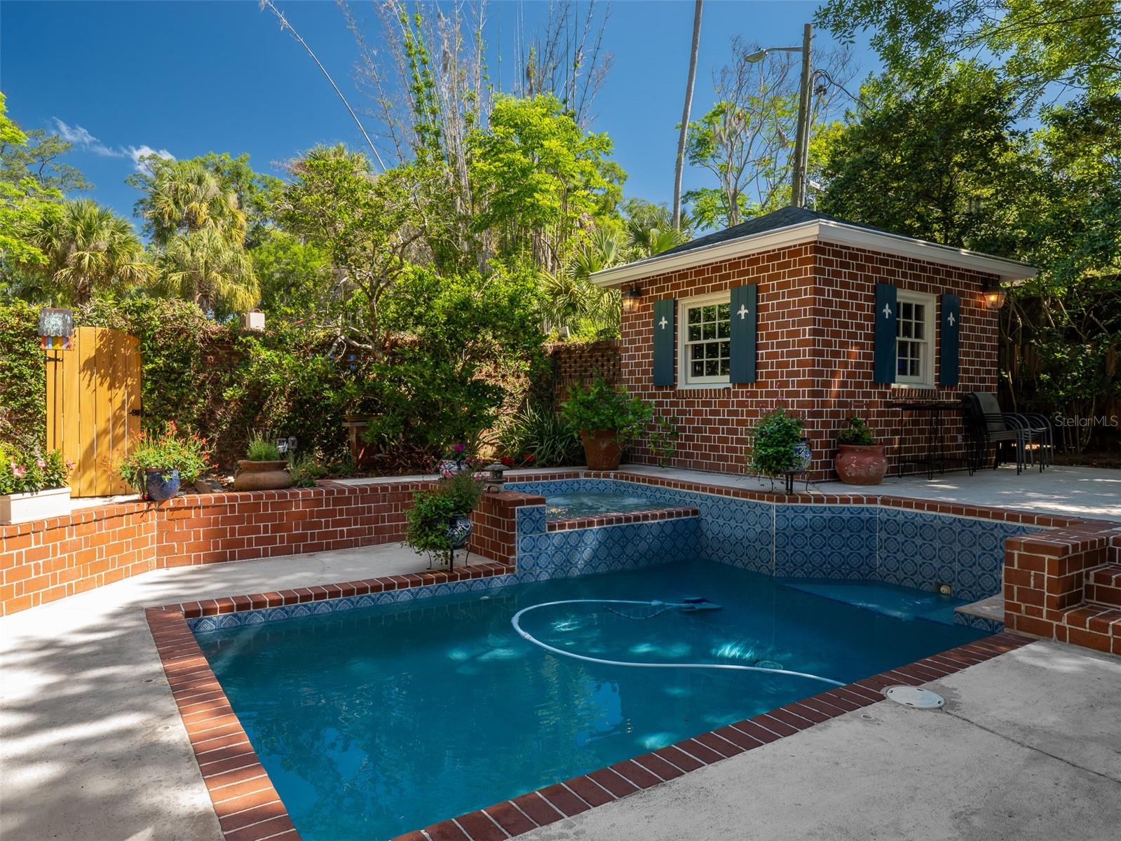 Image 28 of 35 For 2236 7th Lane