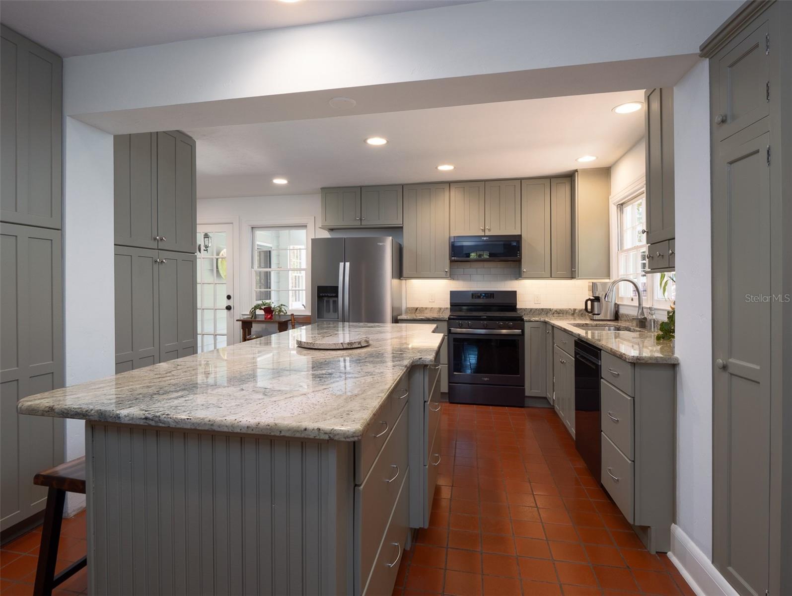 Image 4 of 35 For 2236 7th Lane