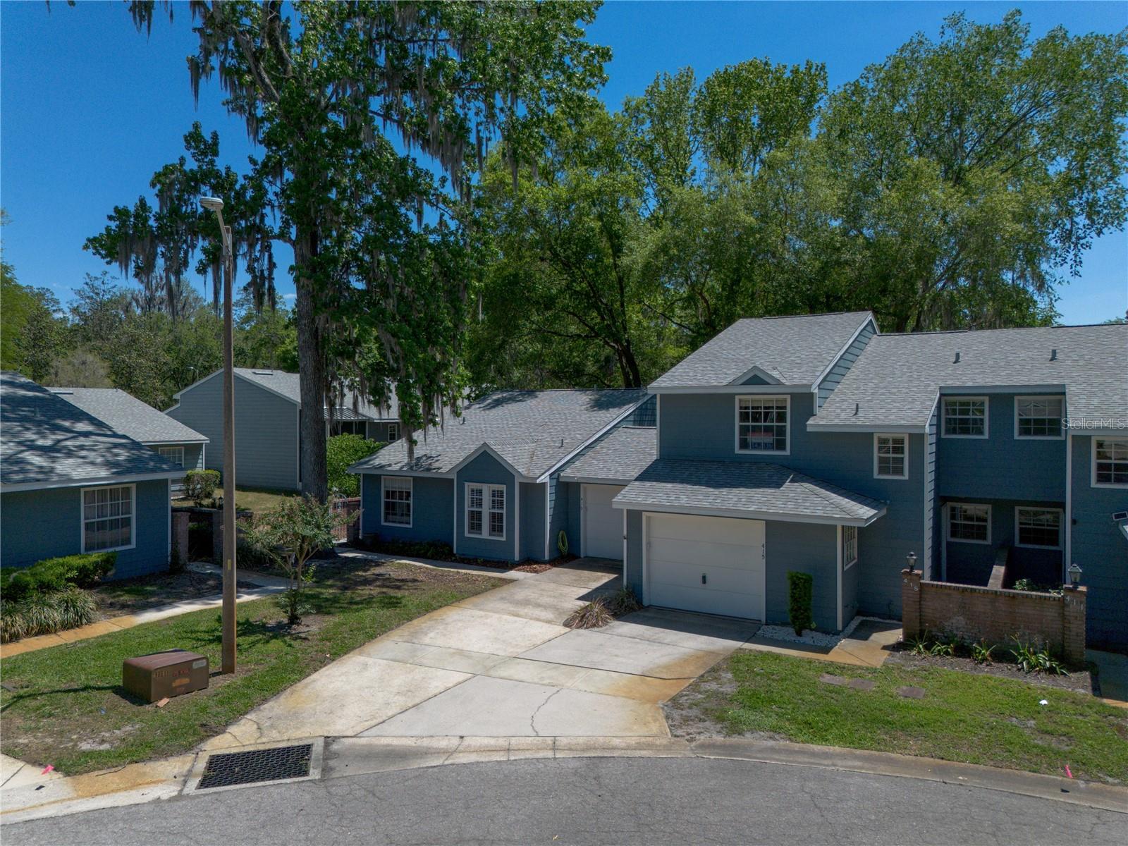 Image 4 of 27 For 419 50th Boulevard 805