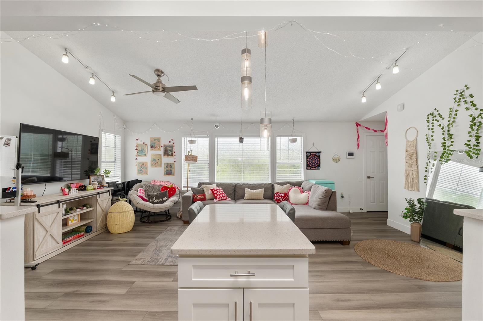 Image 15 of 36 For 2601 Archer Road J339