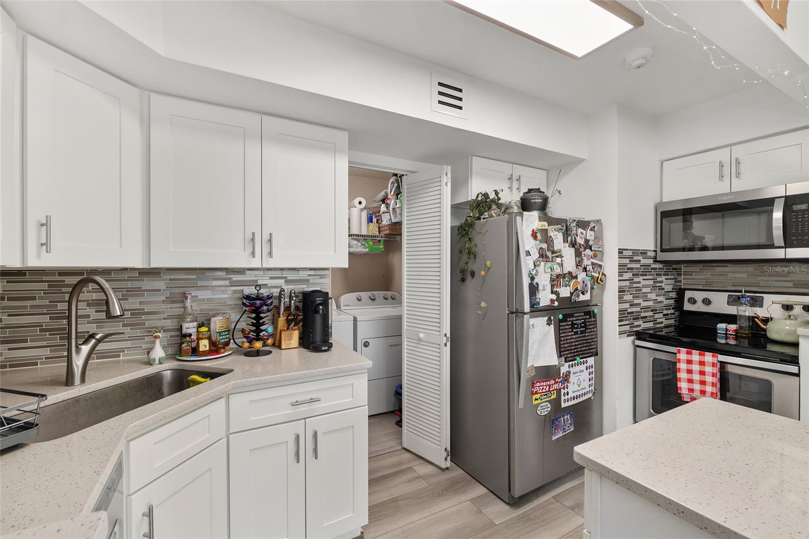 Image 17 of 36 For 2601 Archer Road J339