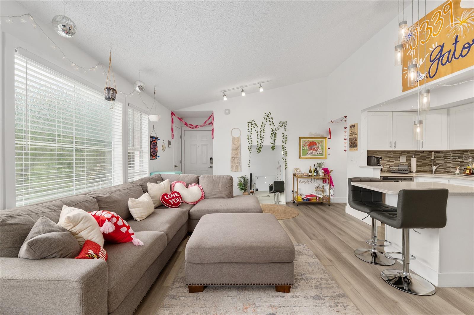 Image 9 of 36 For 2601 Archer Road J339