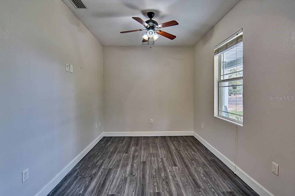 Image 12 of 39 For 9880 110th Street