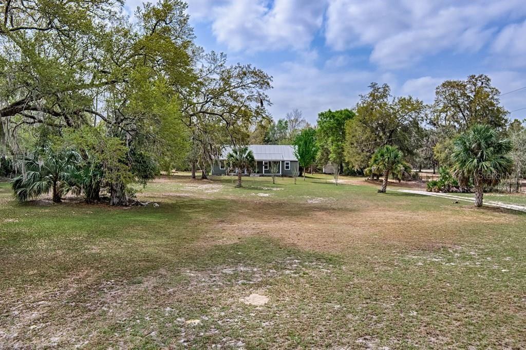 Image 30 of 39 For 9880 110th Street