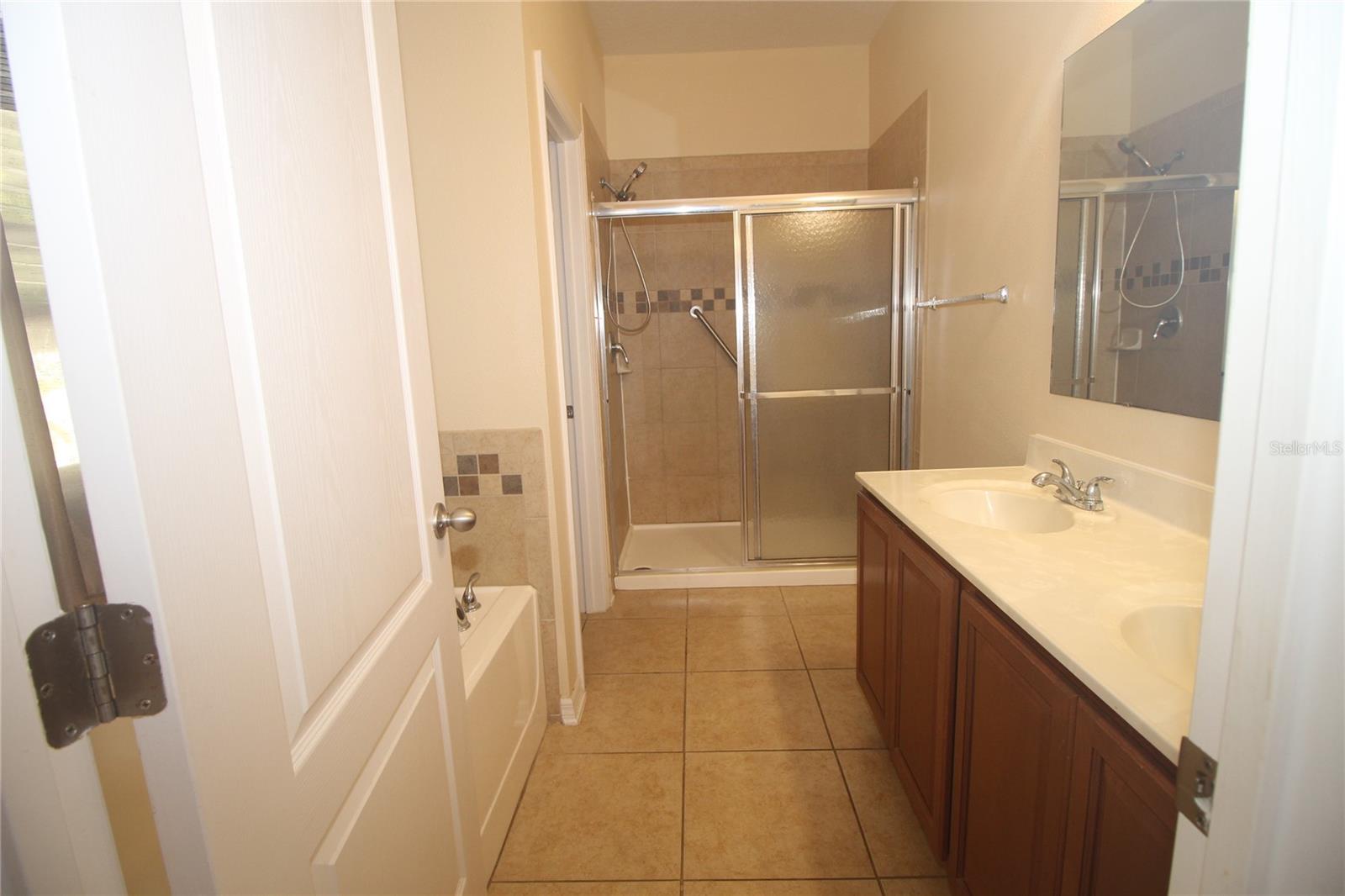 Image 22 of 30 For 2803 Moonstone Bend