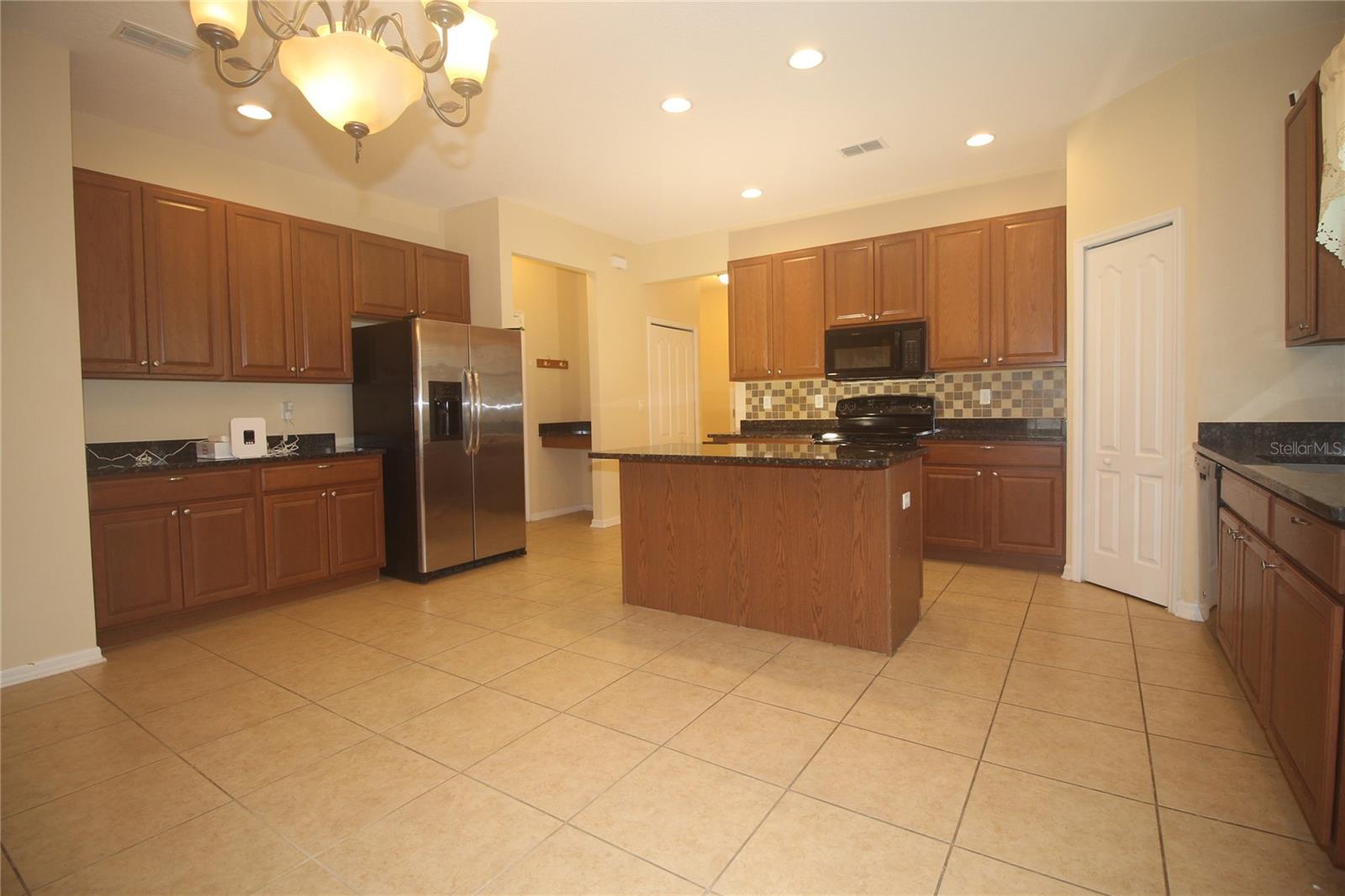 Image 7 of 30 For 2803 Moonstone Bend