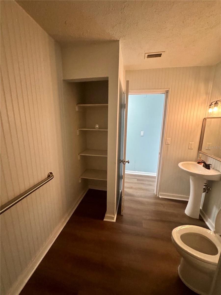 Image 13 of 23 For 26550 4th Road