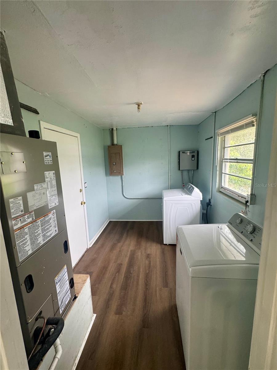 Image 5 of 23 For 26550 4th Road