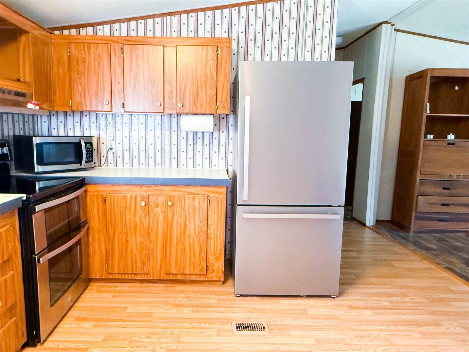 Image 19 of 53 For 104 Waterway Avenue