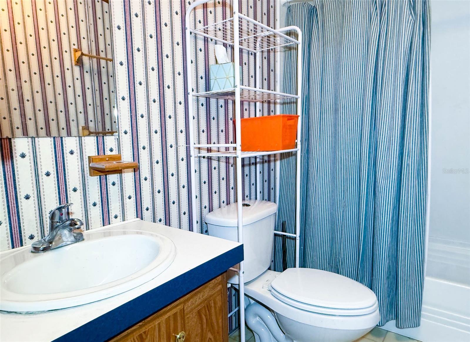 Image 25 of 53 For 104 Waterway Avenue