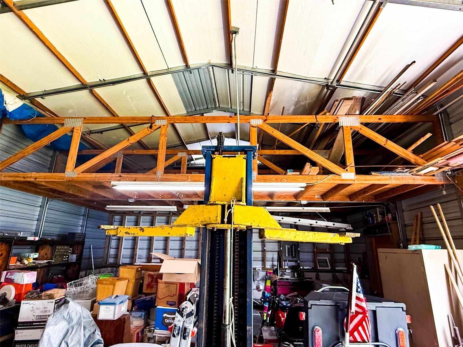 Image 35 of 53 For 104 Waterway Avenue