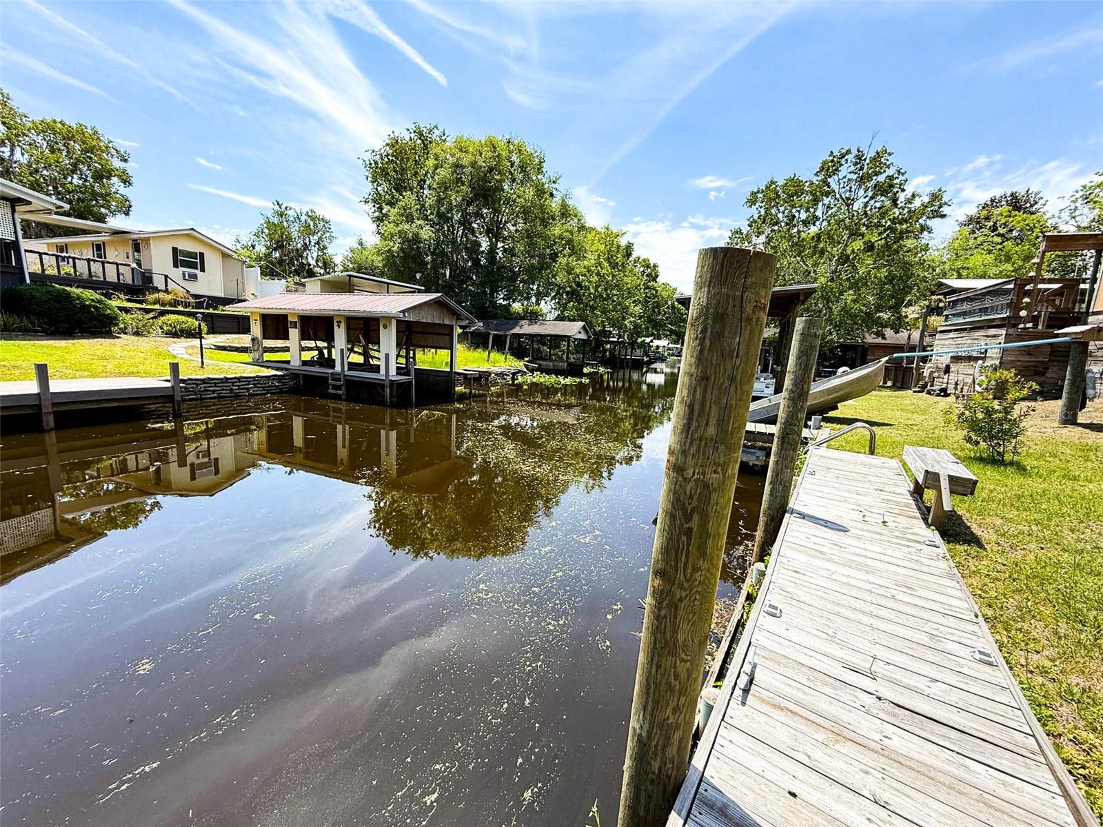 Image 38 of 53 For 104 Waterway Avenue