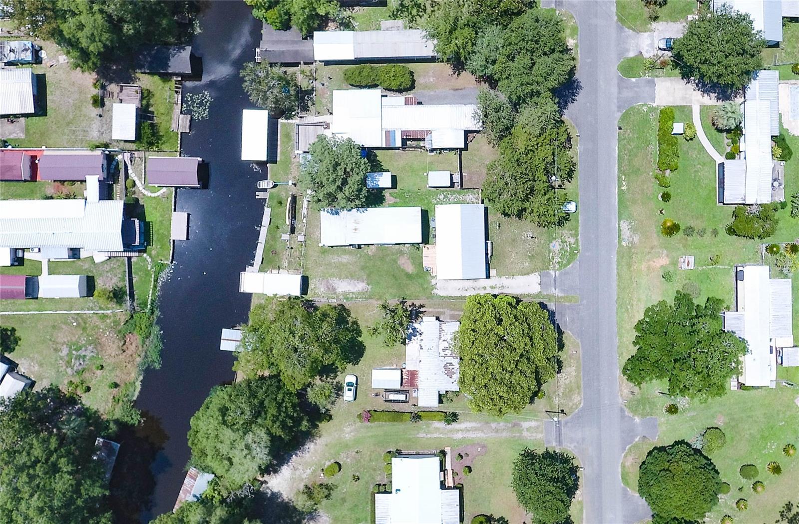 Image 48 of 53 For 104 Waterway Avenue