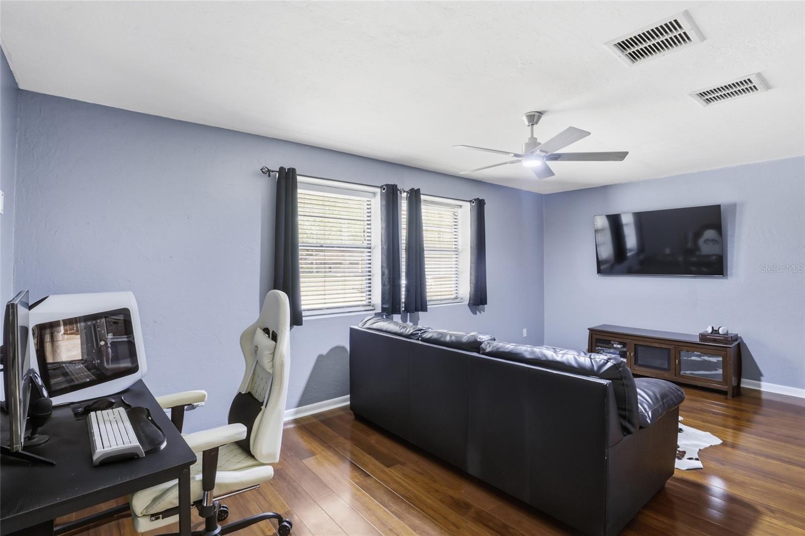 Image 19 of 44 For 7306 17th Place