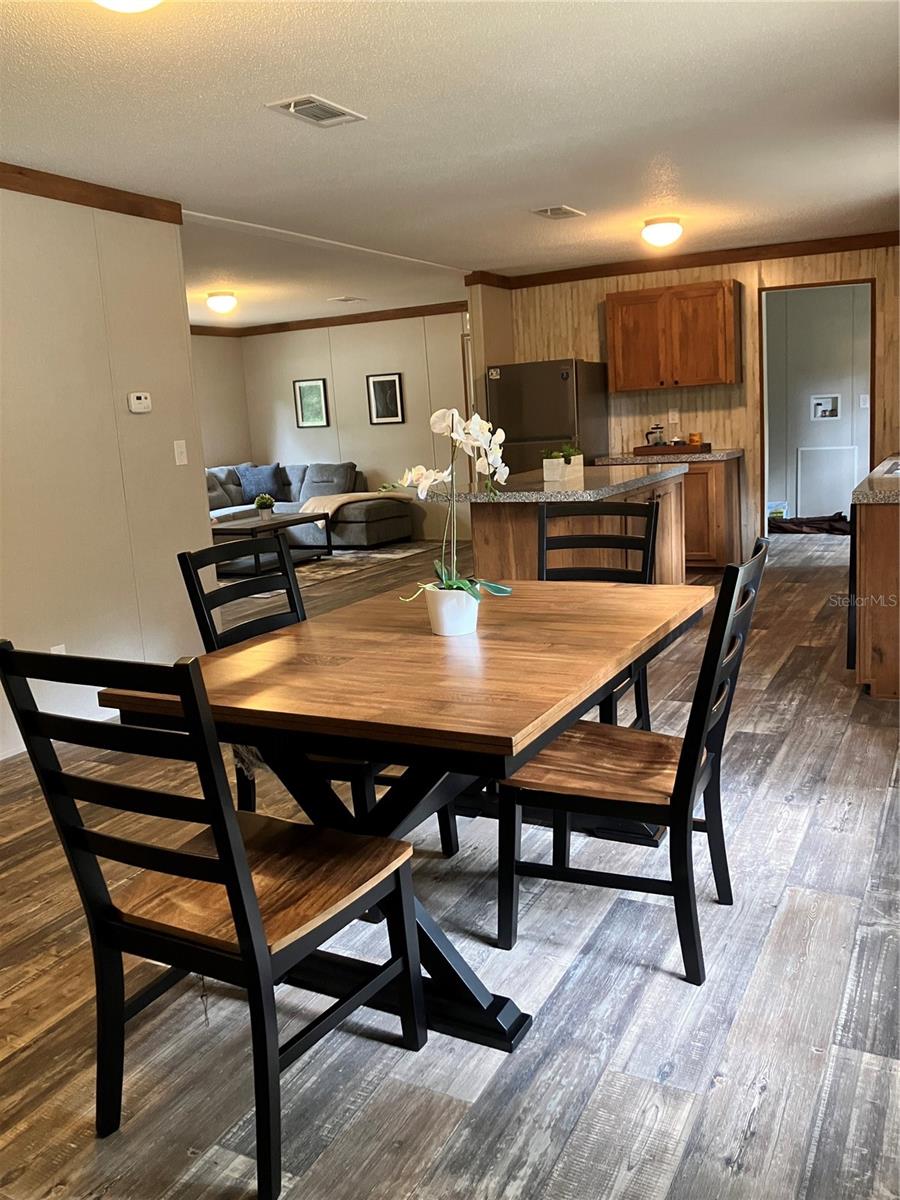 Image 2 of 10 For 16598 80th Avenue